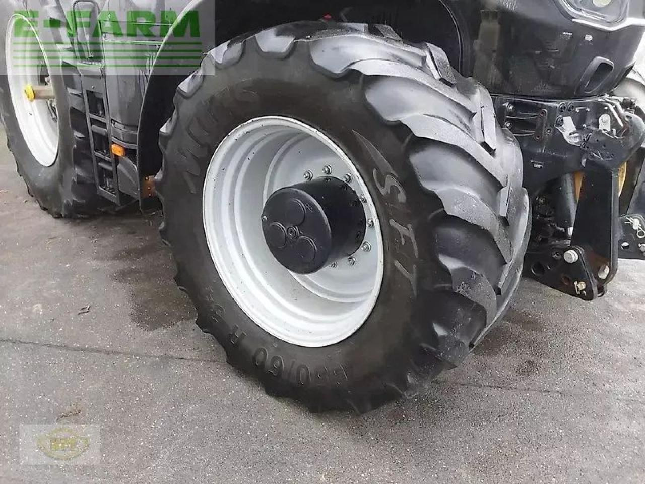Case-IH optum 300 cvx CVX - Traktorius: foto 3 Case-IH optum 300 cvx CVX - Traktorius: foto 3