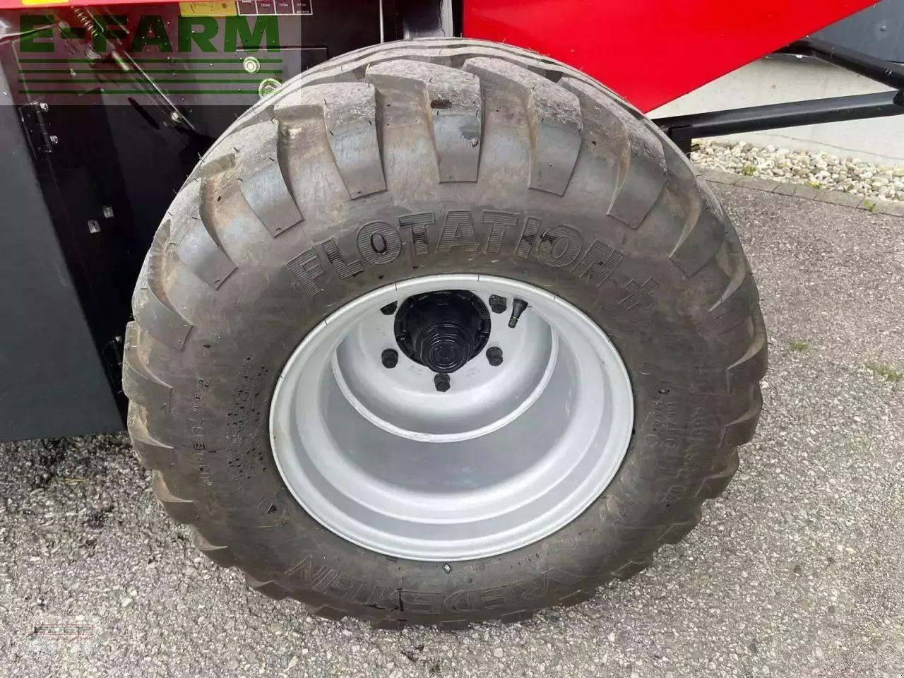 Stačiakampių ryšulių presas Case-IH rb 344 rc: foto 6 Stačiakampių ryšulių presas Case-IH rb 344 rc: foto 6