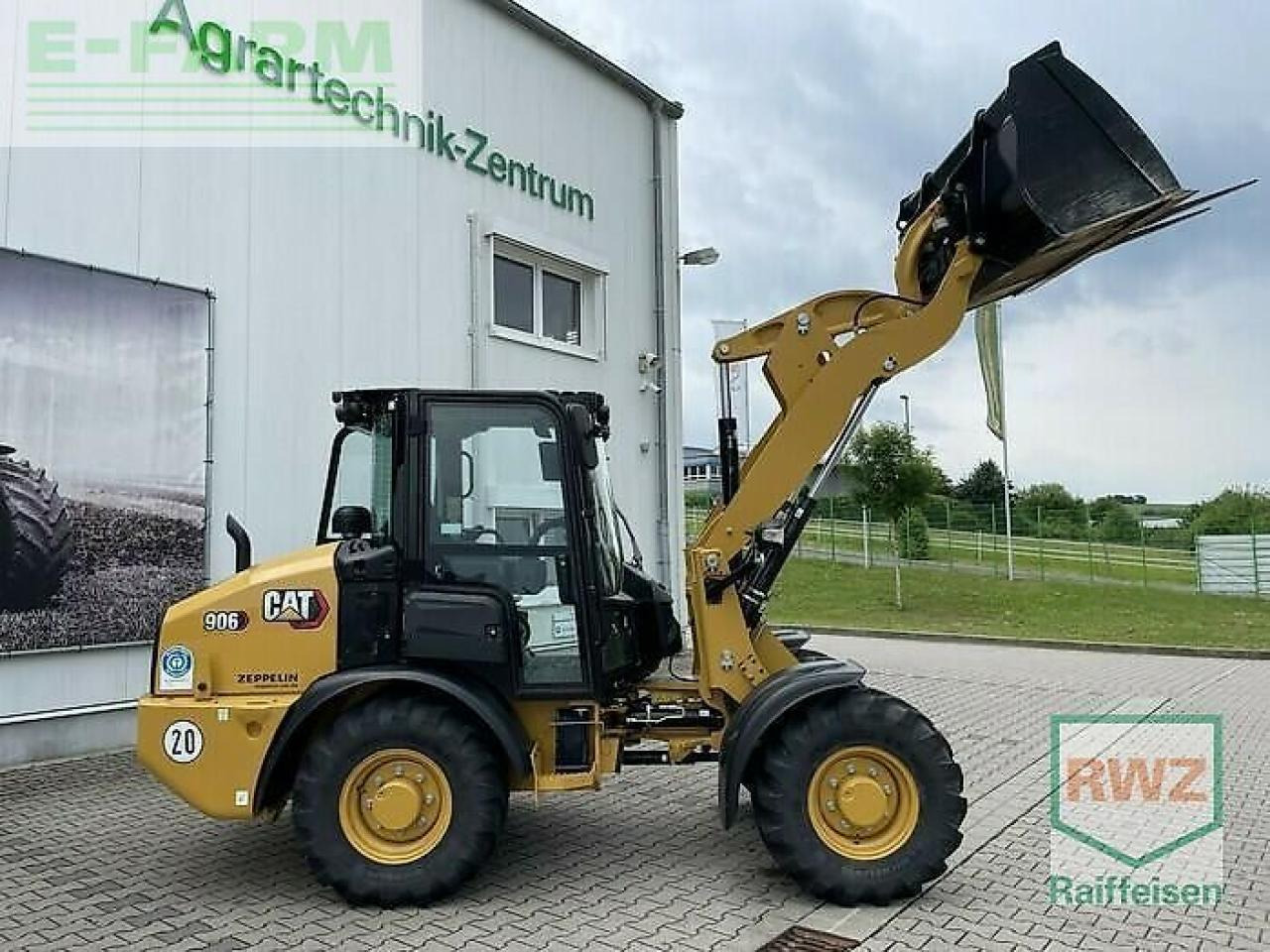 Caterpillar 906 radlader - Mini ekskavatorius: foto 2 Caterpillar 906 radlader - Mini ekskavatorius: foto 2