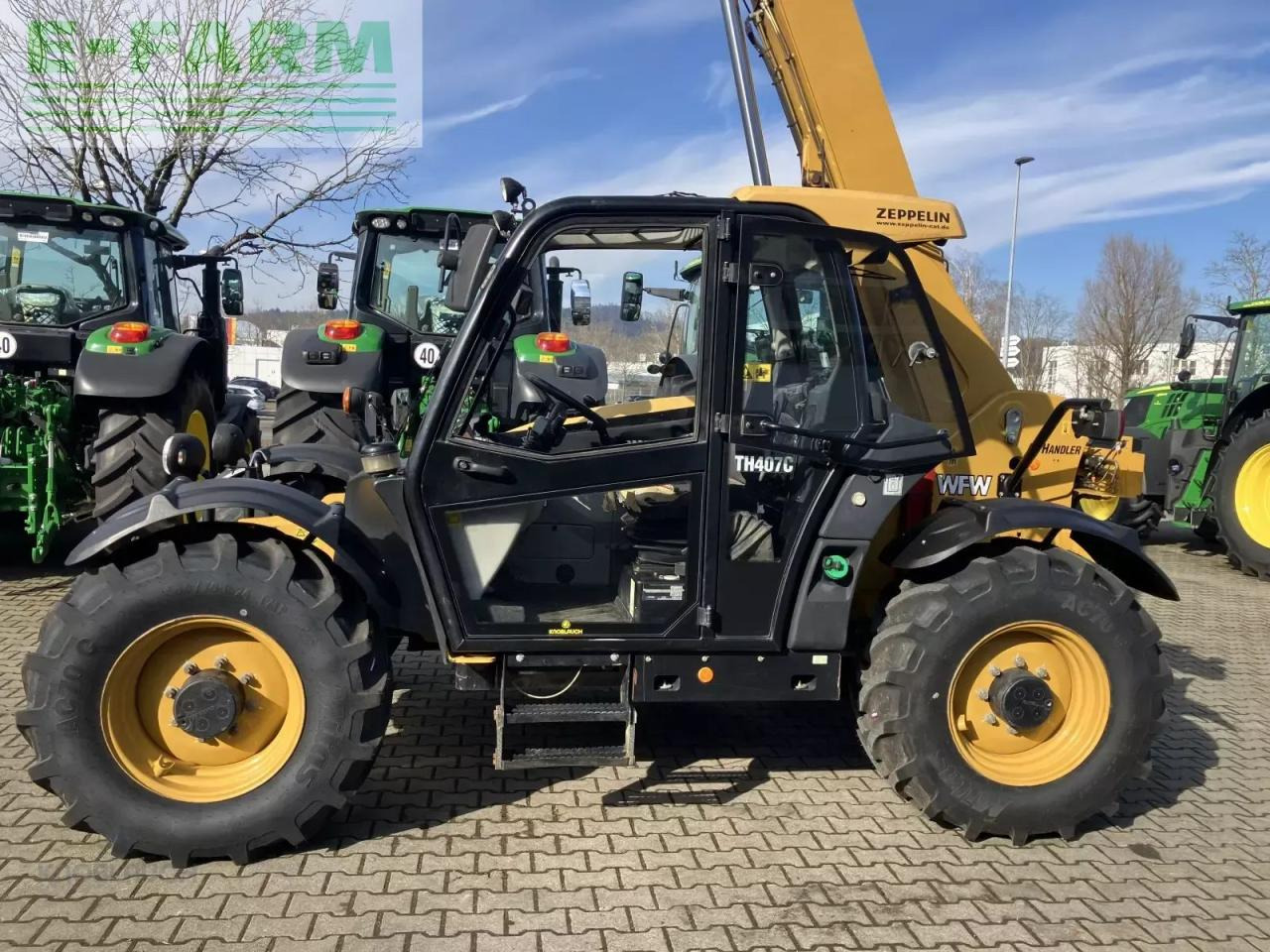 Caterpillar th 407 - Teleskopinis krautuvas: foto 2 Caterpillar th 407 - Teleskopinis krautuvas: foto 2