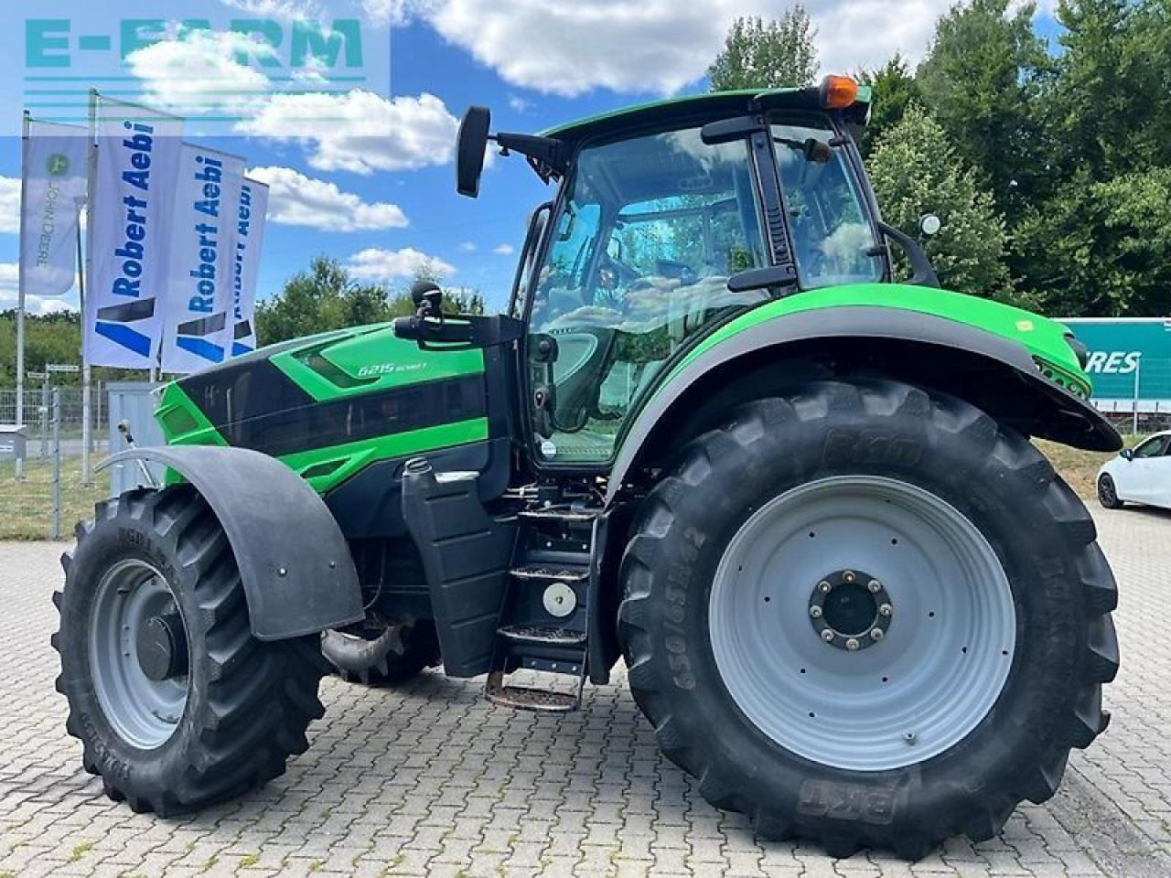 Deutz-Fahr 6215 c shift - Traktorius: foto 4 Deutz-Fahr 6215 c shift - Traktorius: foto 4