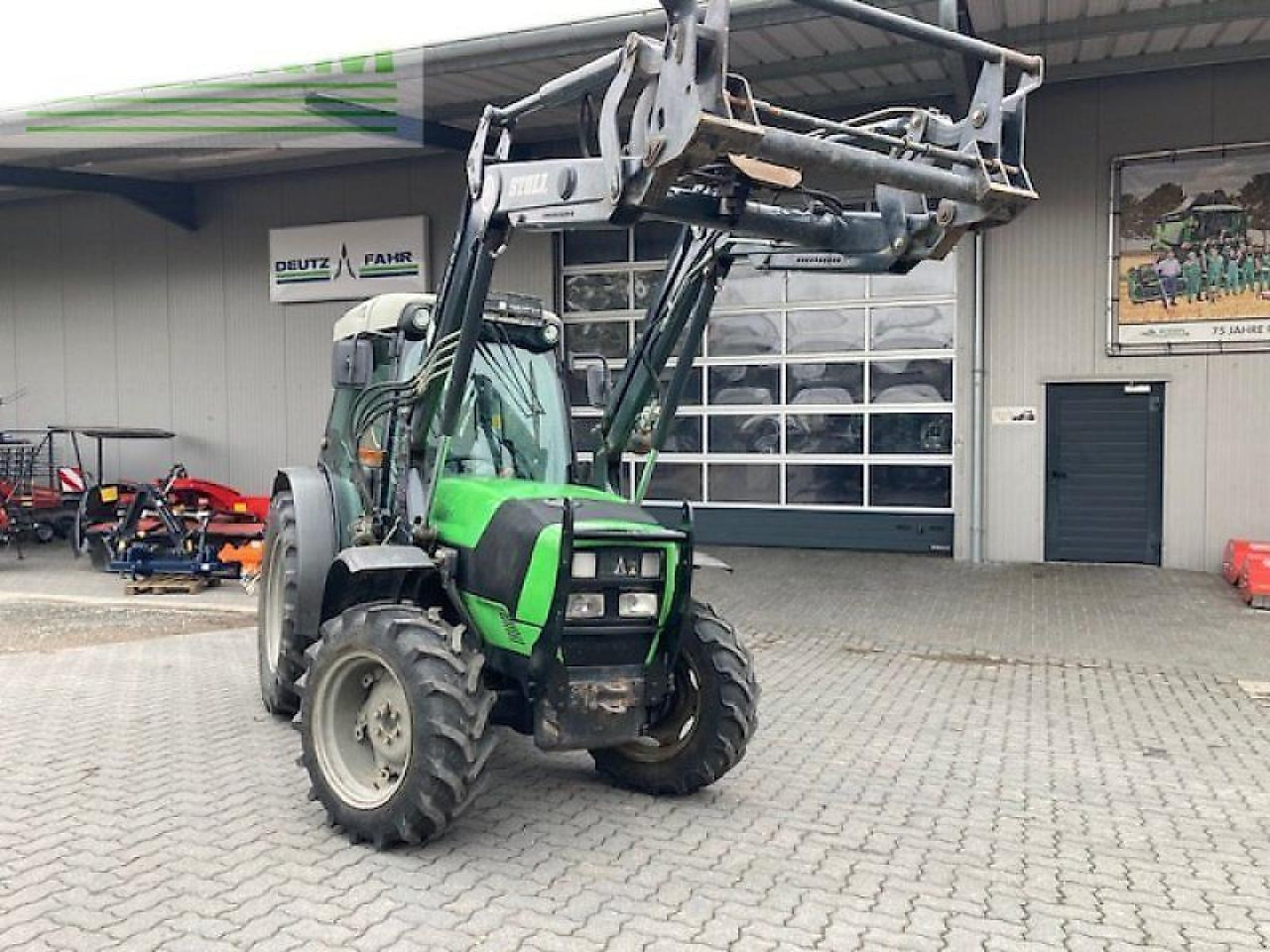 Deutz-Fahr agroplus f 430 gs - Traktorius: foto 2 Deutz-Fahr agroplus f 430 gs - Traktorius: foto 2