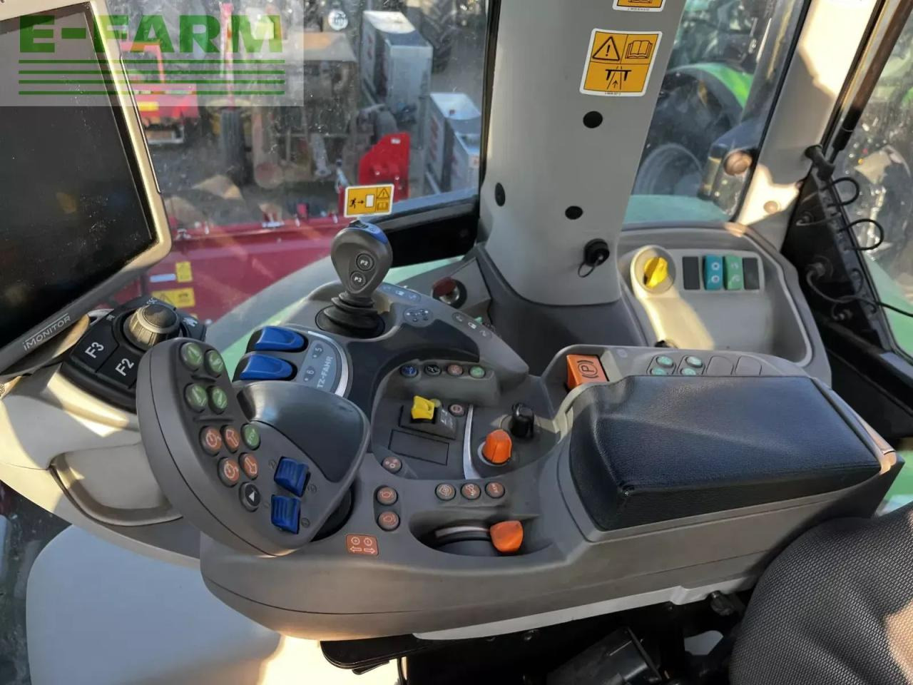 Deutz-Fahr agrotron 8280 ttv TTV - Traktorius: foto 4 Deutz-Fahr agrotron 8280 ttv TTV - Traktorius: foto 4