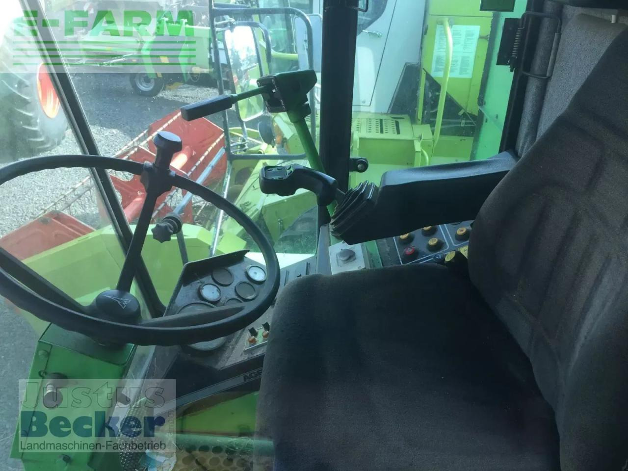 Deutz-Fahr m 35.40 - Derliaus nuėmimo kombainas: foto 5 Deutz-Fahr m 35.40 - Derliaus nuėmimo kombainas: foto 5