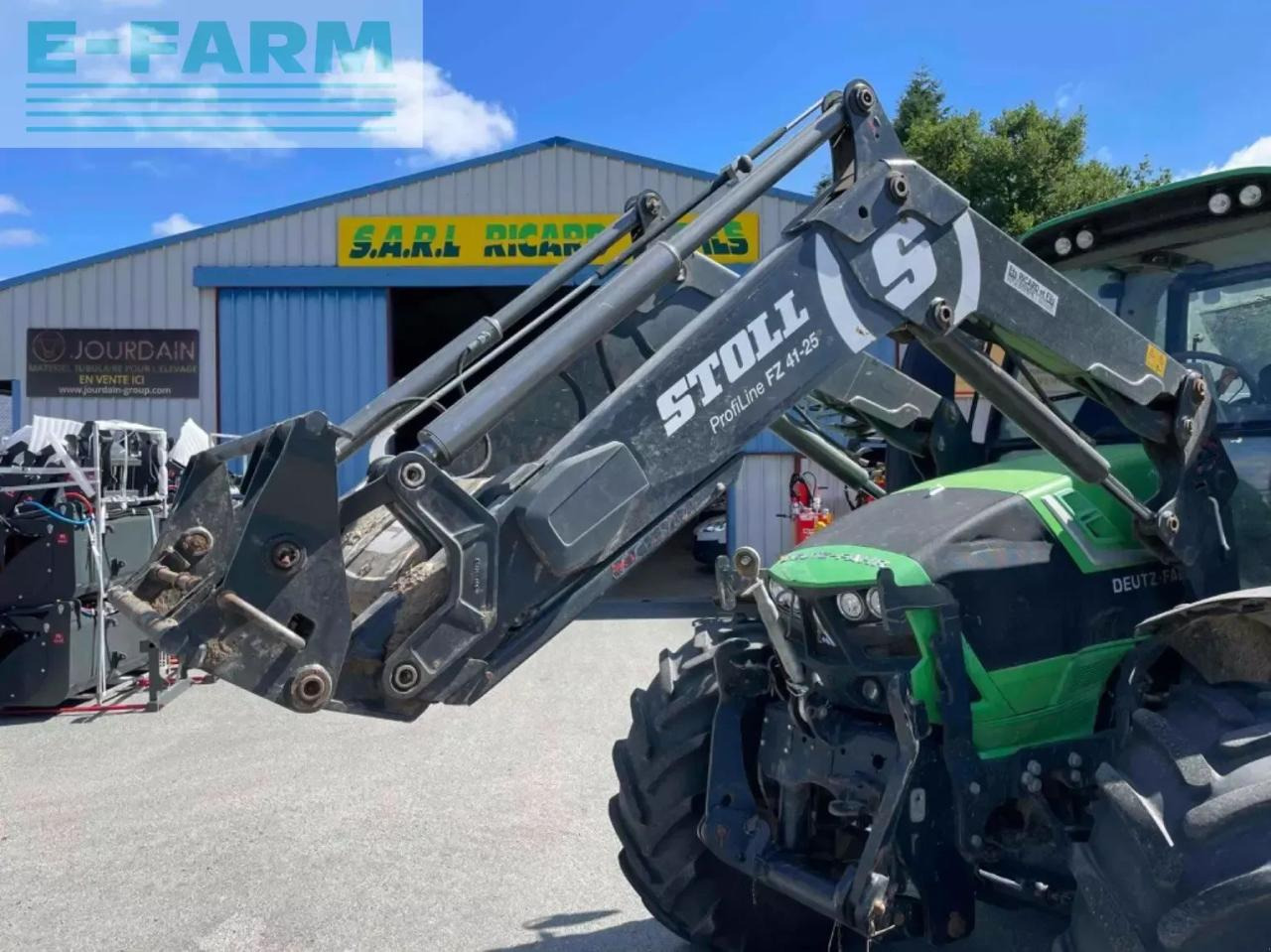 Deutz-Fahr tracteur agricole agrotron 6140.4 deutz-fahr - Traktorius: foto 3 Deutz-Fahr tracteur agricole agrotron 6140.4 deutz-fahr - Traktorius: foto 3