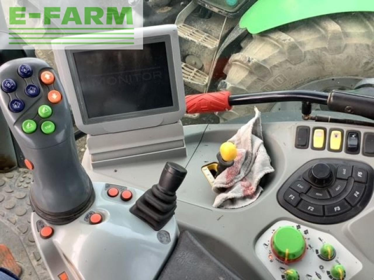 Traktorius Deutz-Fahr ttv410: foto 6
