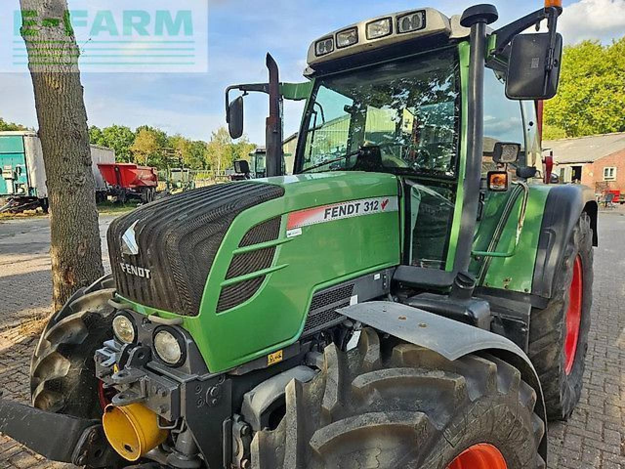 Fendt 312 vario ( 310 311 313 ) - Traktorius: foto 3 Fendt 312 vario ( 310 311 313 ) - Traktorius: foto 3