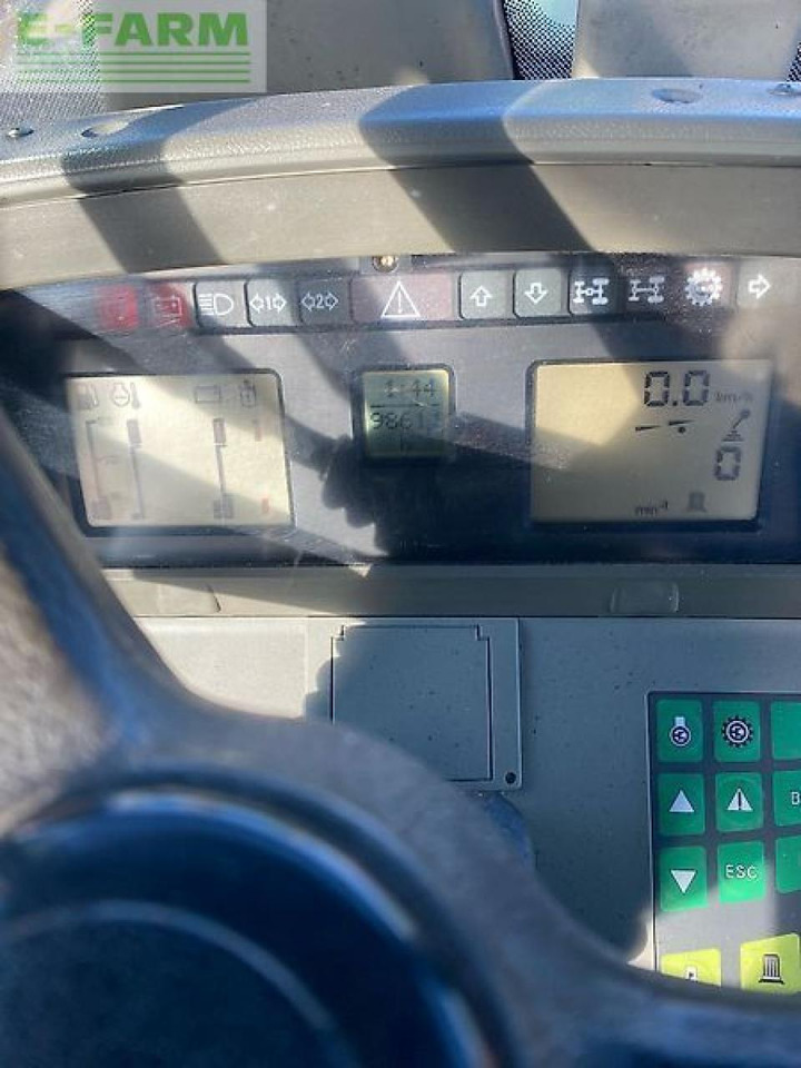 Fendt 411 vario - Traktorius: foto 4 Fendt 411 vario - Traktorius: foto 4