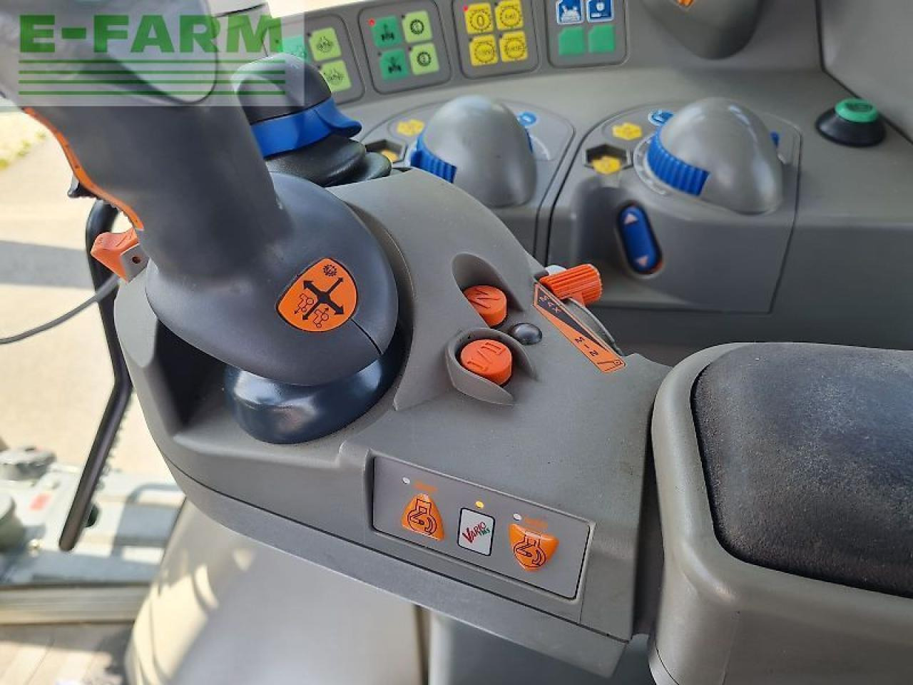 Fendt 411 vario - Traktorius: foto 4 Fendt 411 vario - Traktorius: foto 4