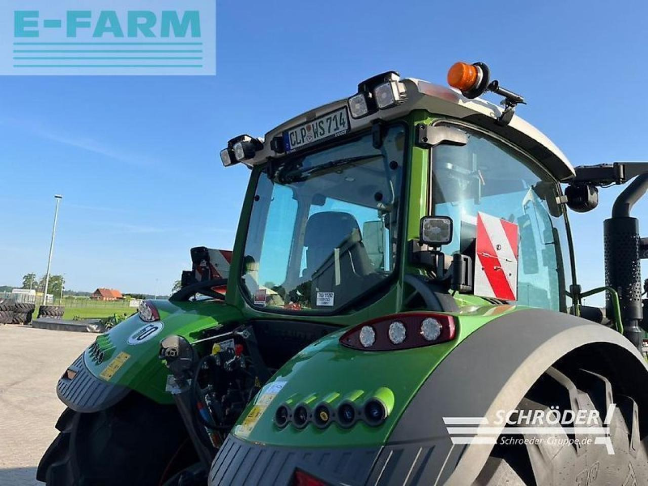 Fendt 724 vario gen6 profi plus ProfiPlus - Traktorius: foto 2 Fendt 724 vario gen6 profi plus ProfiPlus - Traktorius: foto 2