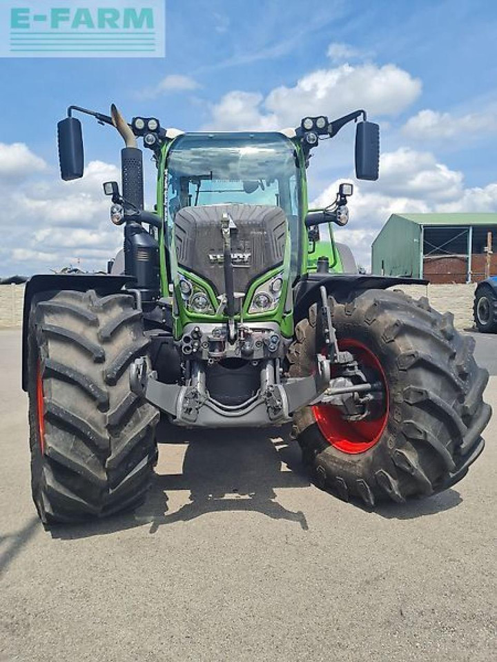 Fendt 724 vario power+ PowerPlus - Traktorius: foto 3 Fendt 724 vario power+ PowerPlus - Traktorius: foto 3