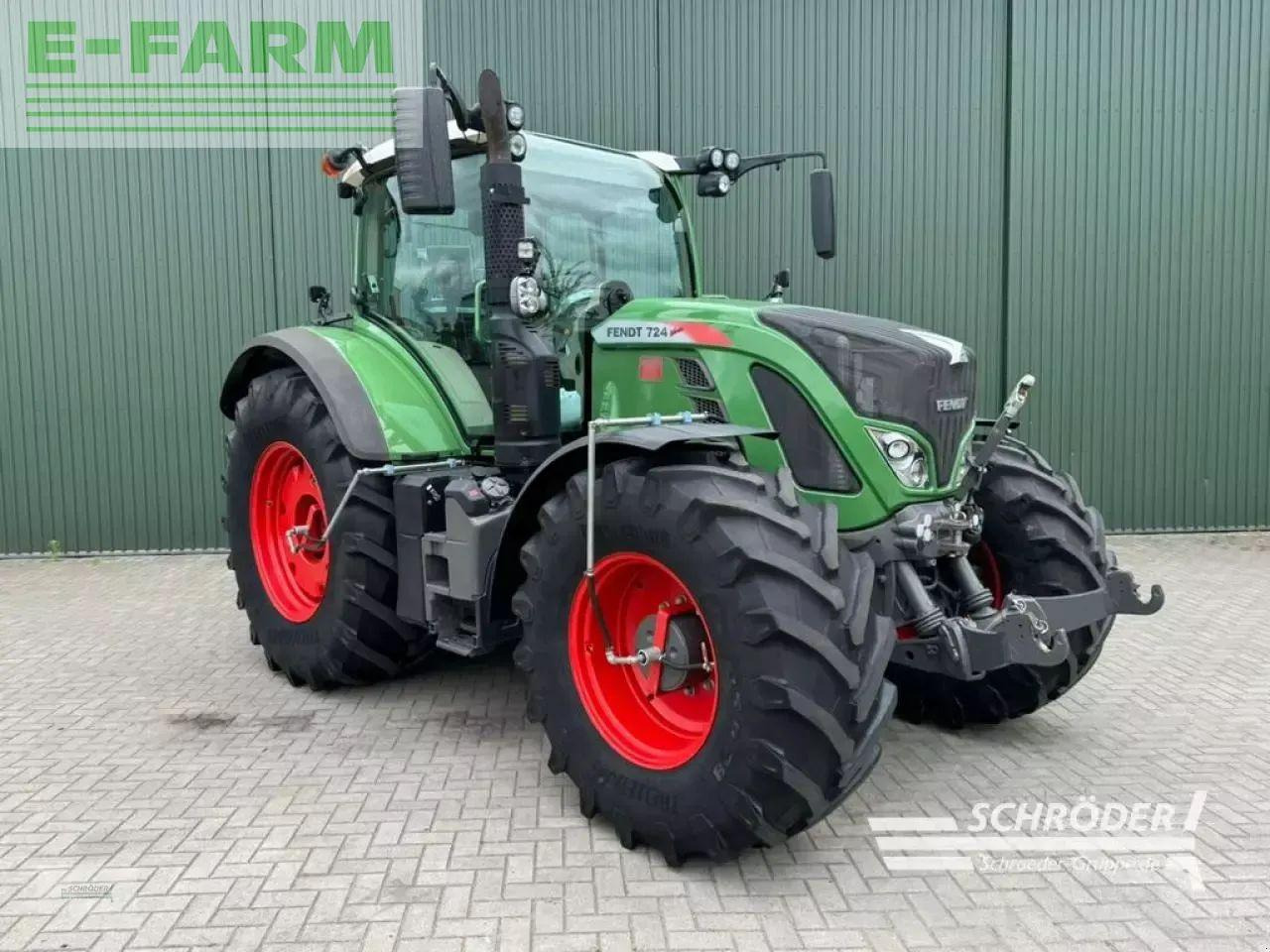Fendt 724 vario s4 profi plus - Traktorius: foto 1 Fendt 724 vario s4 profi plus - Traktorius: foto 1