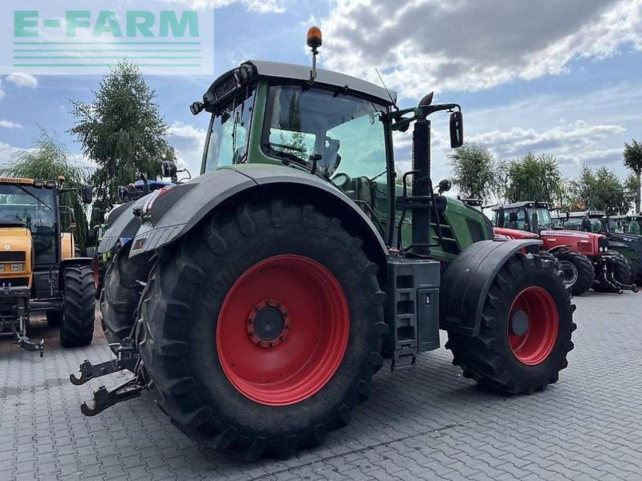 Fendt 824 vario - Traktorius: foto 5 Fendt 824 vario - Traktorius: foto 5