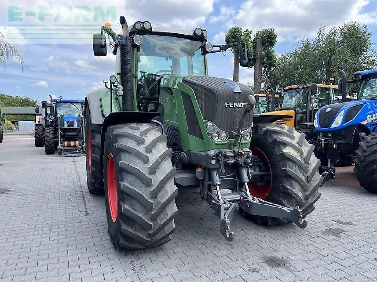 Fendt 824 vario - Traktorius: foto 3 Fendt 824 vario - Traktorius: foto 3
