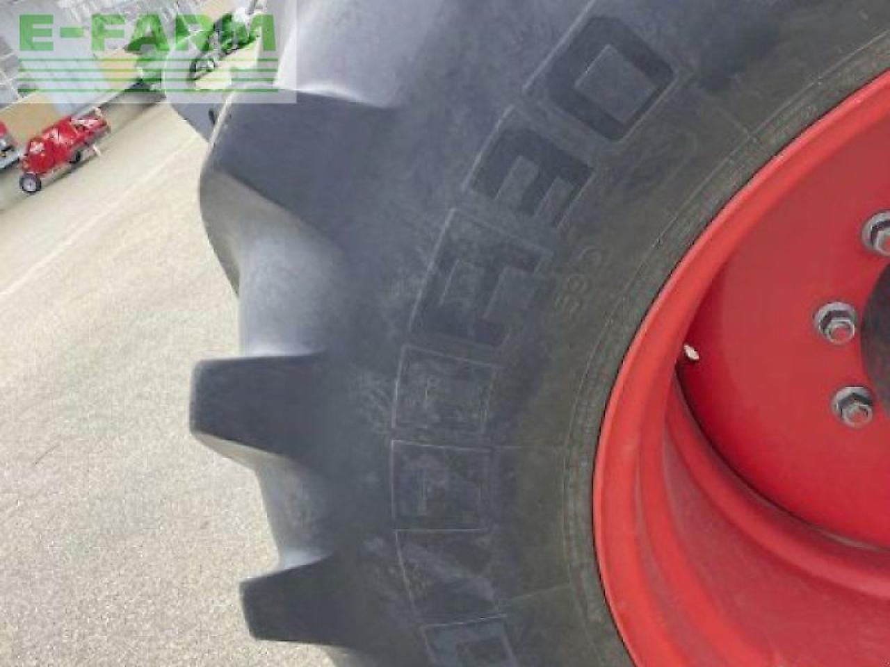 Traktorius Fendt 824 vario s4 profi plus ProfiPlus: foto 18 Traktorius Fendt 824 vario s4 profi plus ProfiPlus: foto 18