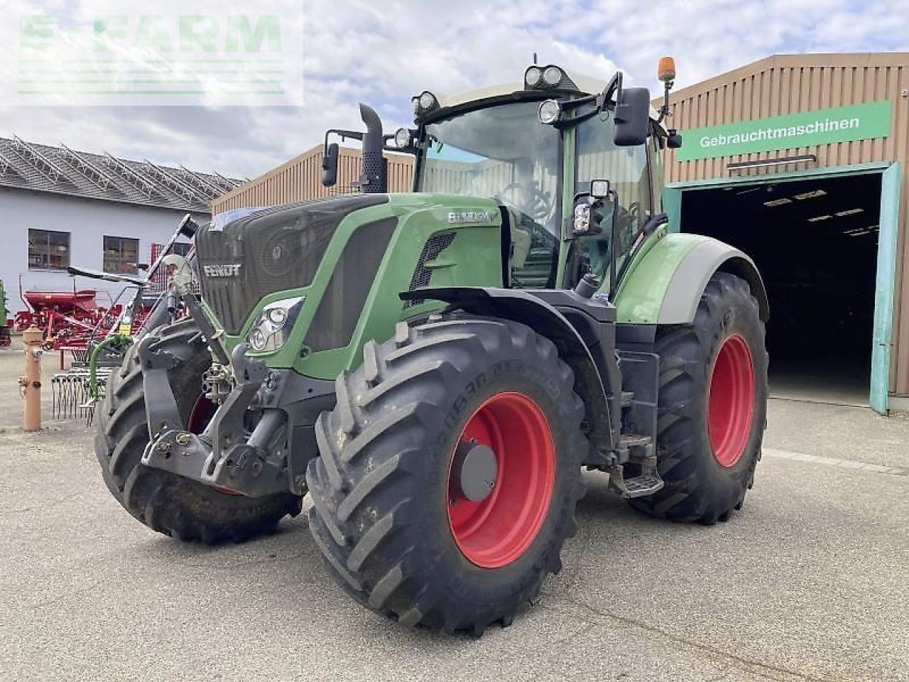 Fendt 824 vario s4 profi plus ProfiPlus - Traktorius: foto 2 Fendt 824 vario s4 profi plus ProfiPlus - Traktorius: foto 2
