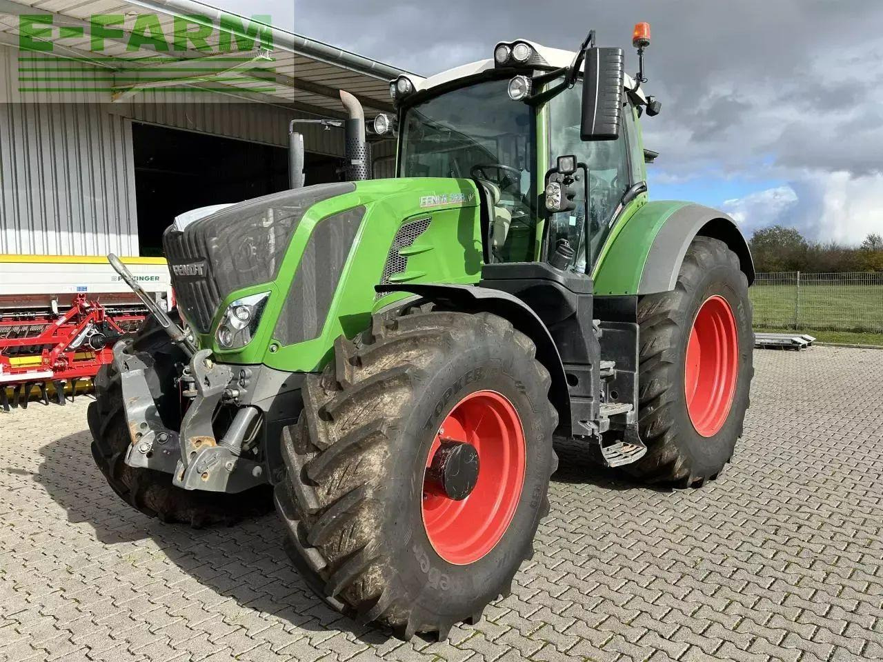 Fendt 828 vario / motor neu - Traktorius: foto 1 Fendt 828 vario / motor neu - Traktorius: foto 1