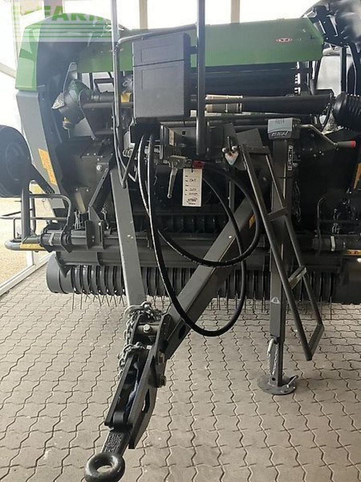 Fendt rotana 130f - Stačiakampių ryšulių presas: foto 5 Fendt rotana 130f - Stačiakampių ryšulių presas: foto 5