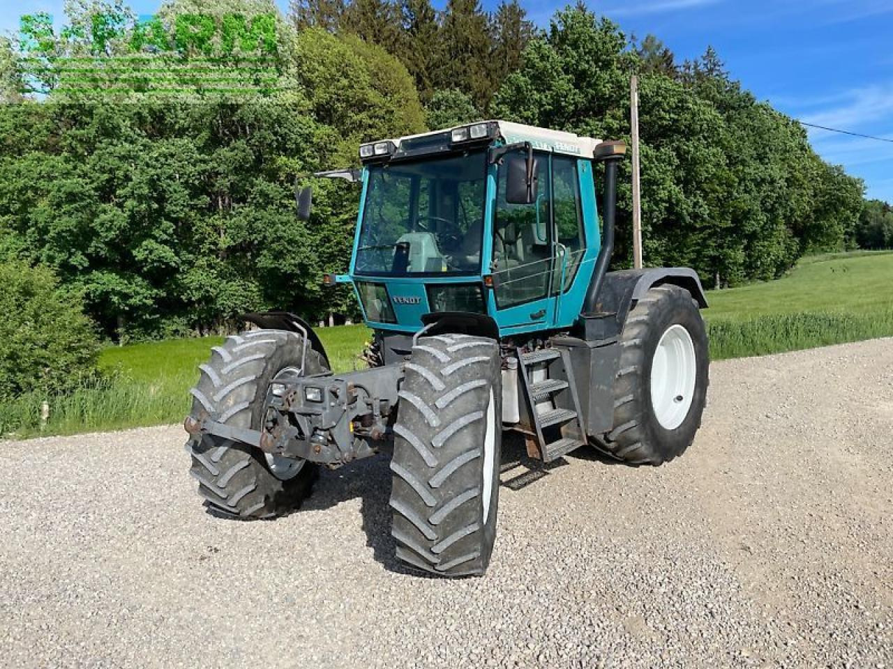 Fendt xylon 520 - Traktorius: foto 1 Fendt xylon 520 - Traktorius: foto 1