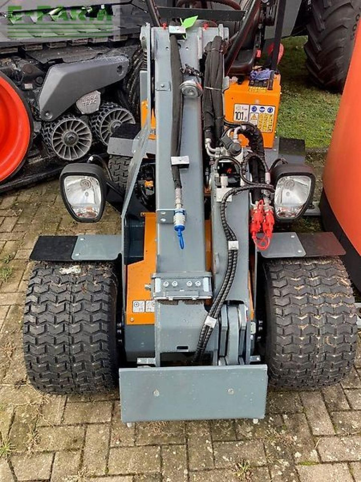 Giant g1200 teleskop radlader - Teleskopinis krautuvas: foto 4 Giant g1200 teleskop radlader - Teleskopinis krautuvas: foto 4