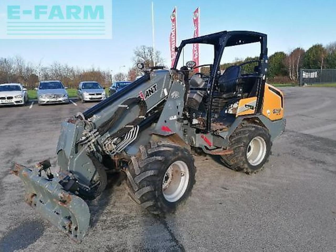 Giant g3500 - Mini ekskavatorius: foto 1 Giant g3500 - Mini ekskavatorius: foto 1