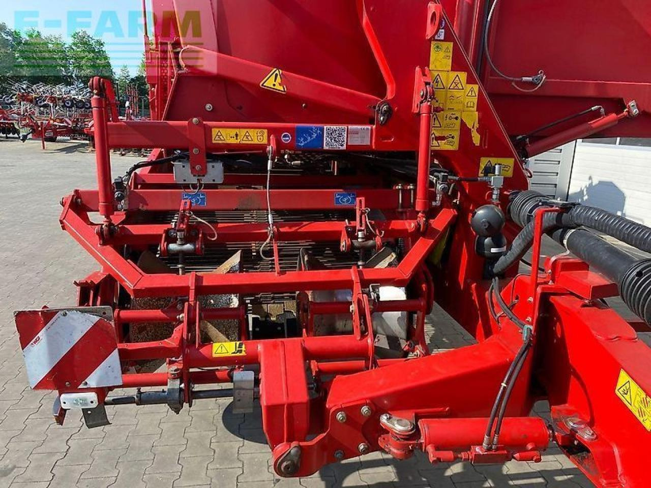 Grimme se 150-60 nb xxl - Bulvių kombainas: foto 3 Grimme se 150-60 nb xxl - Bulvių kombainas: foto 3