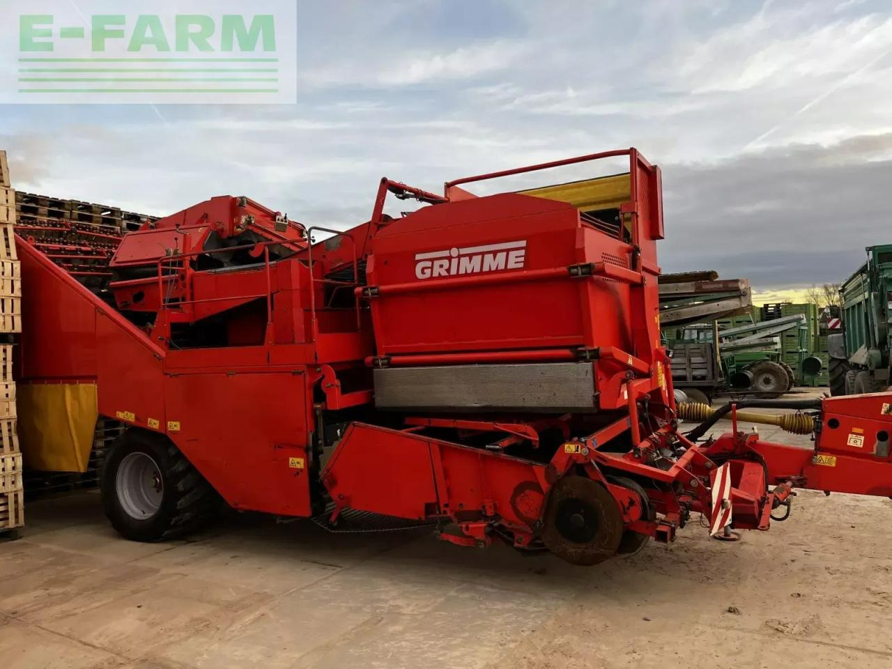 Grimme se 170-60 - Bulvių kombainas: foto 1 Grimme se 170-60 - Bulvių kombainas: foto 1