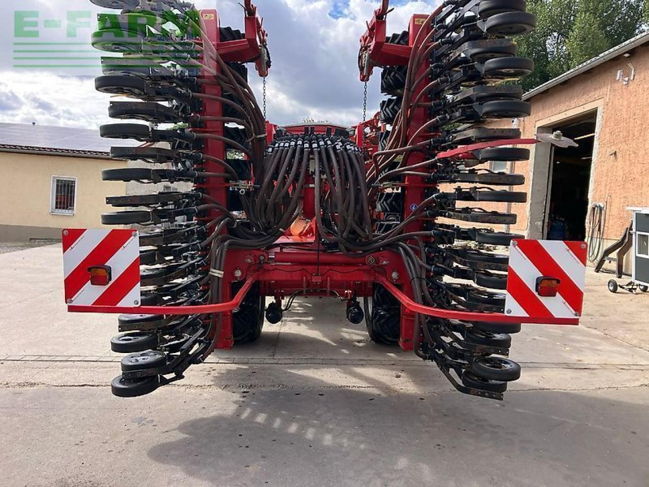 Horsch pronto 6 as *mit saatflusskontrolle* - Sėjamoji: foto 5 Horsch pronto 6 as *mit saatflusskontrolle* - Sėjamoji: foto 5
