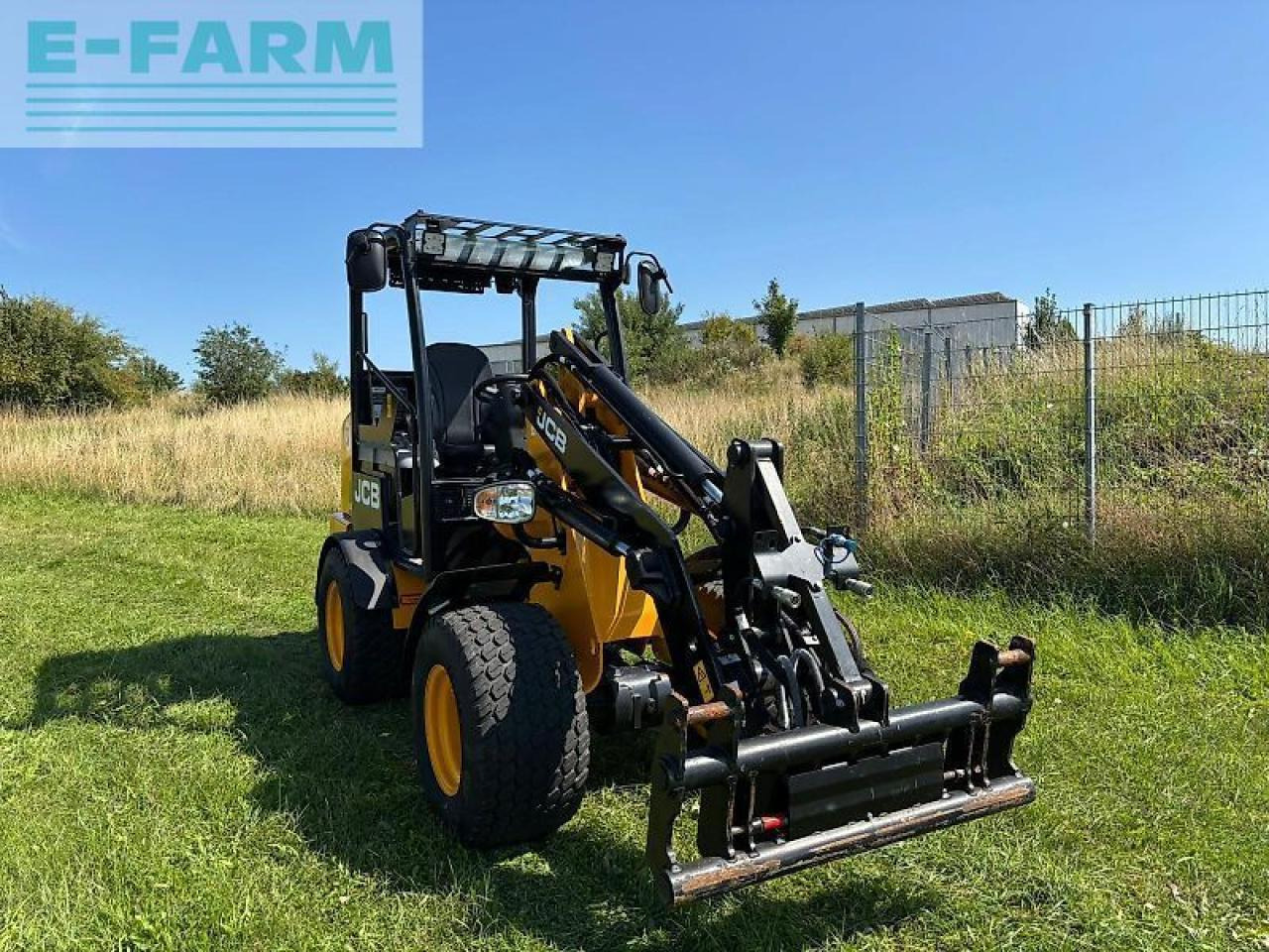 JCB 403 plus mit fahrerschutzdach - Mini ekskavatorius: foto 4 JCB 403 plus mit fahrerschutzdach - Mini ekskavatorius: foto 4