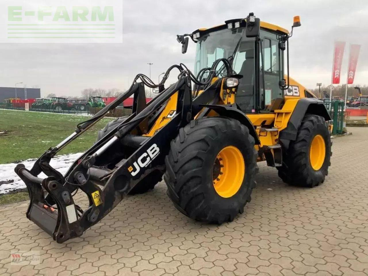 JCB 419s agri super high lift - Mini ekskavatorius: foto 1 JCB 419s agri super high lift - Mini ekskavatorius: foto 1