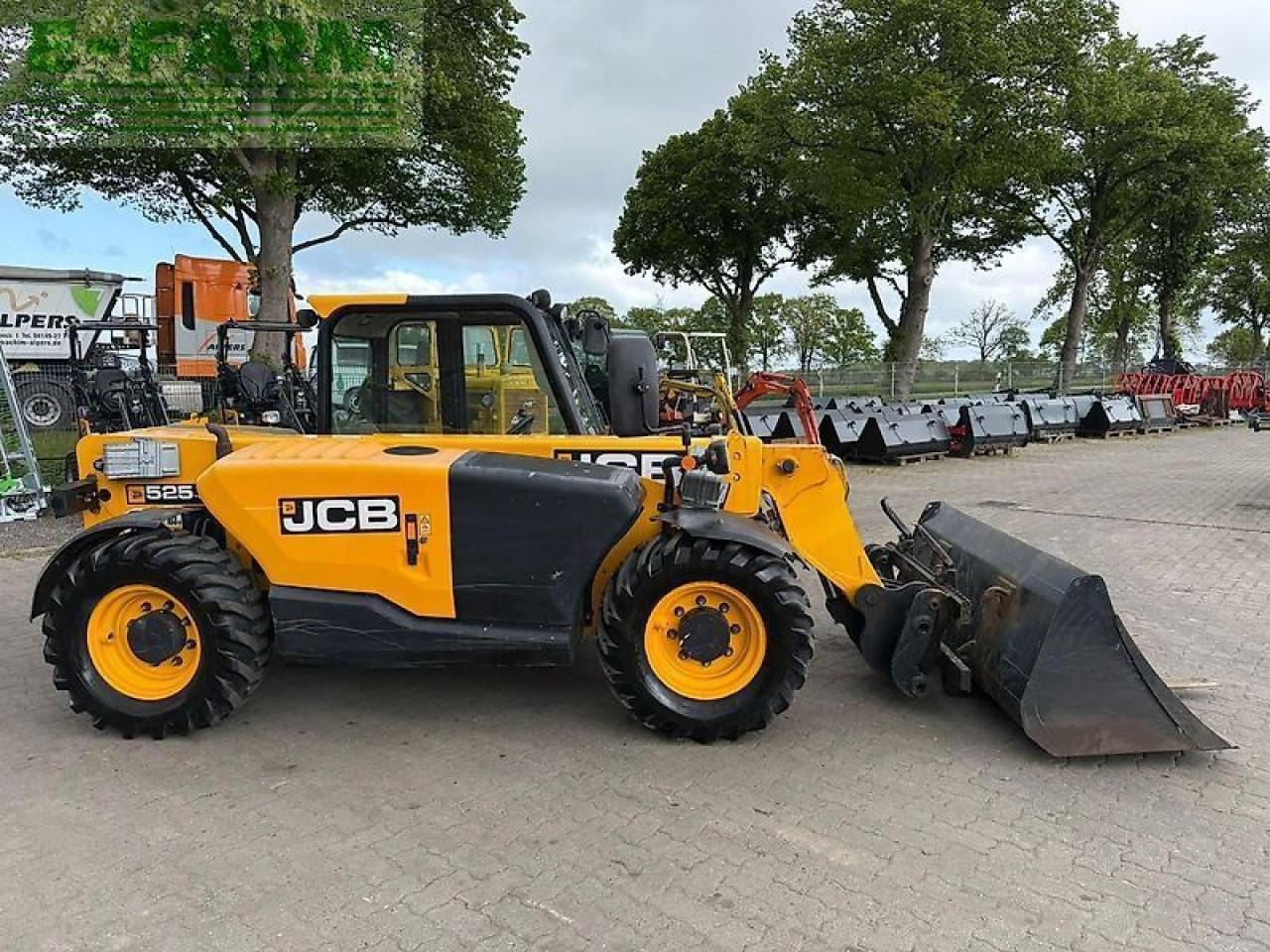 JCB 525-60 - Teleskopinis krautuvas: foto 2 JCB 525-60 - Teleskopinis krautuvas: foto 2