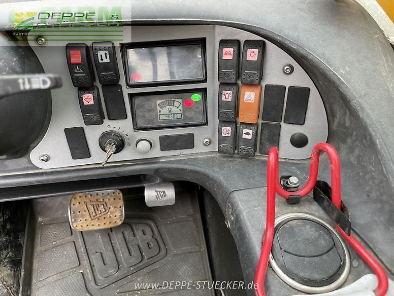 Teleskopinis krautuvas JCB 527-55: foto 7