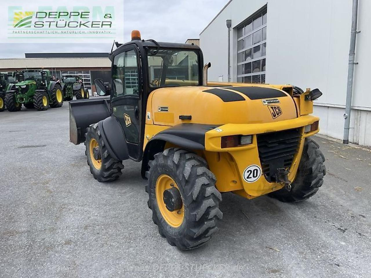 Teleskopinis krautuvas JCB 527-55: foto 11