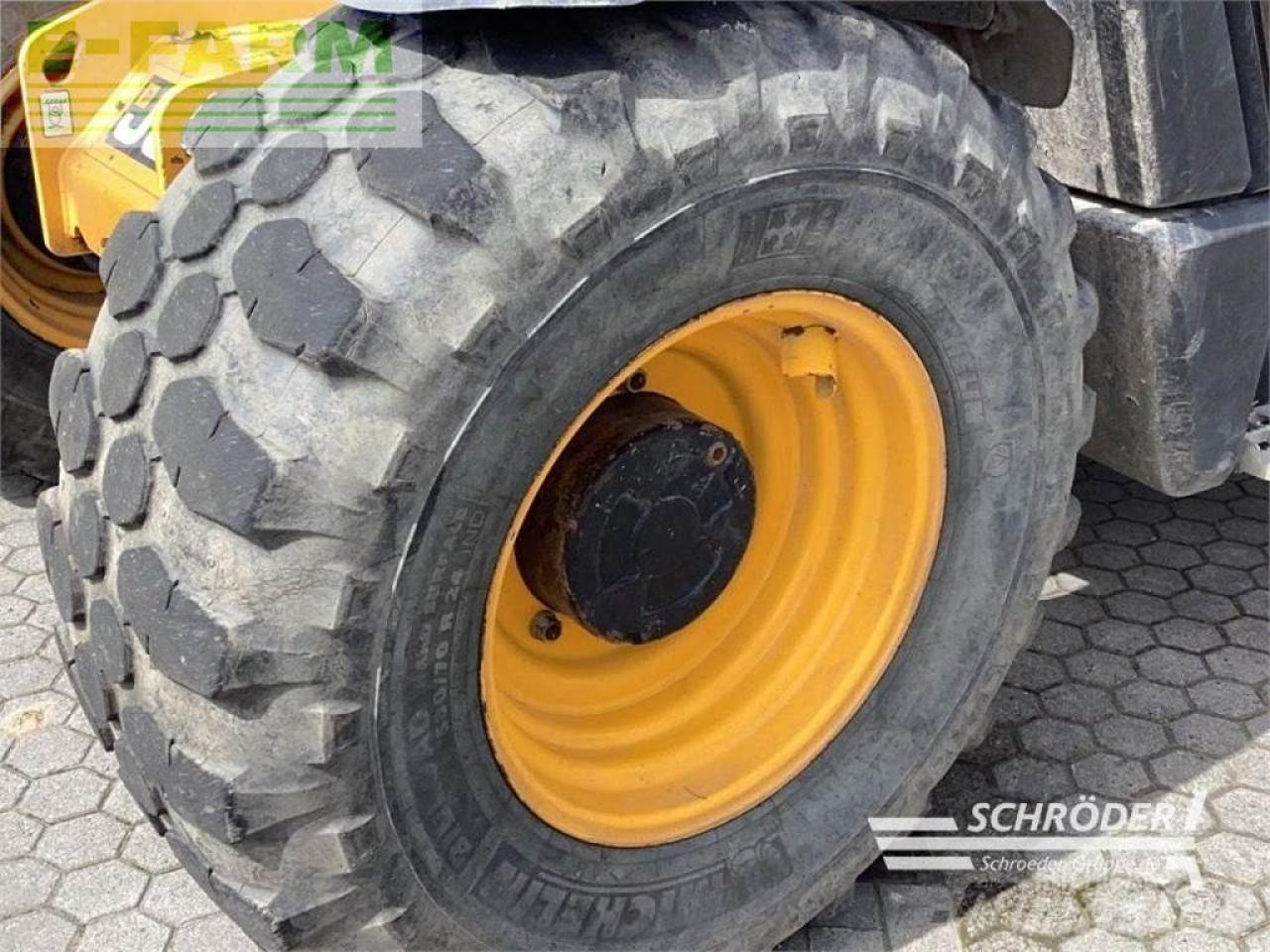JCB 541-70 agri - Teleskopinis krautuvas: foto 2 JCB 541-70 agri - Teleskopinis krautuvas: foto 2