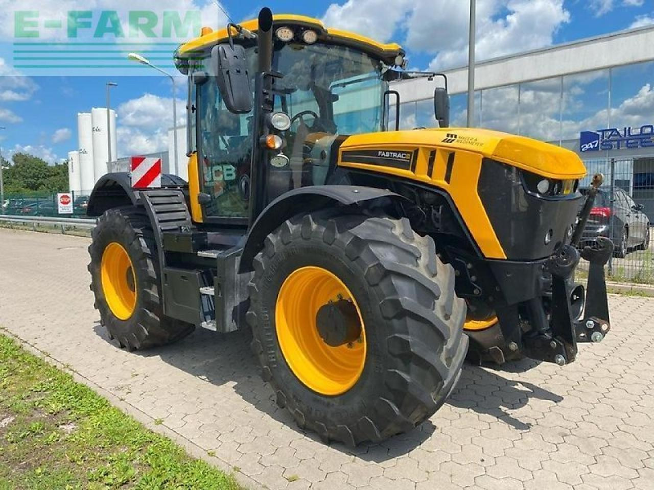 JCB fastrac 4220 v-tronic - Traktorius: foto 3 JCB fastrac 4220 v-tronic - Traktorius: foto 3
