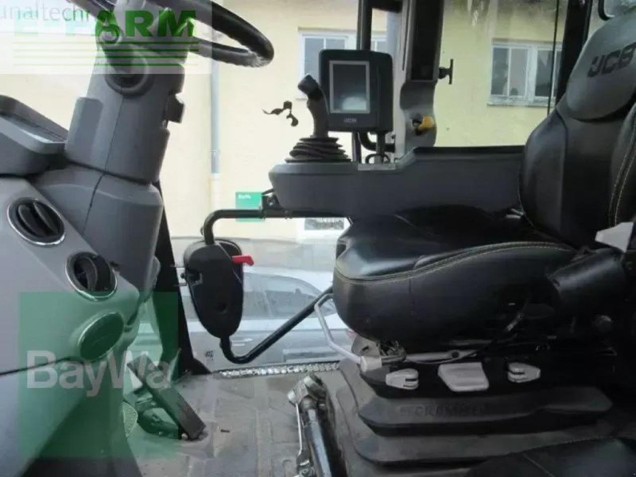 Traktorius JCB jcb 8330: foto 10