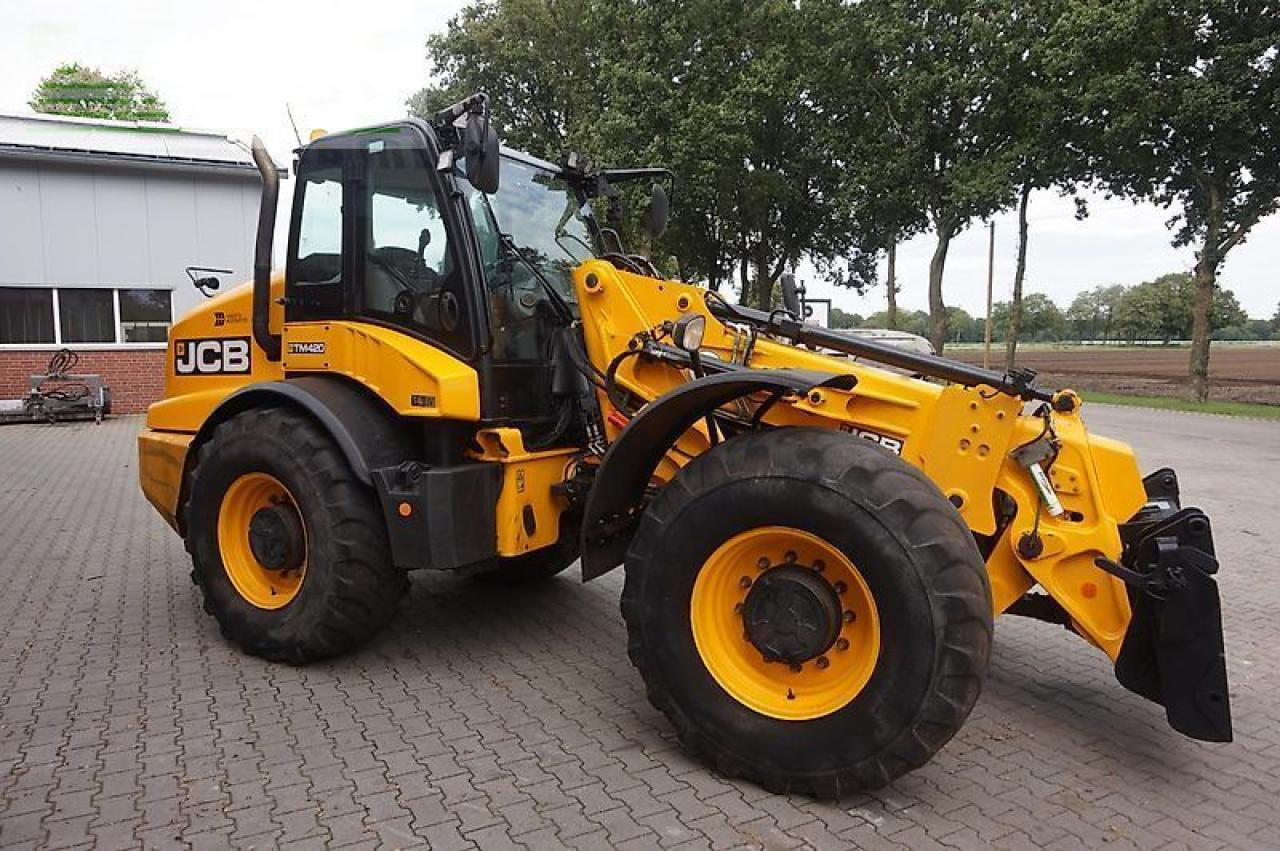 JCB jcb tm 420 teleskopradlader - Mini ekskavatorius: foto 2 JCB jcb tm 420 teleskopradlader - Mini ekskavatorius: foto 2
