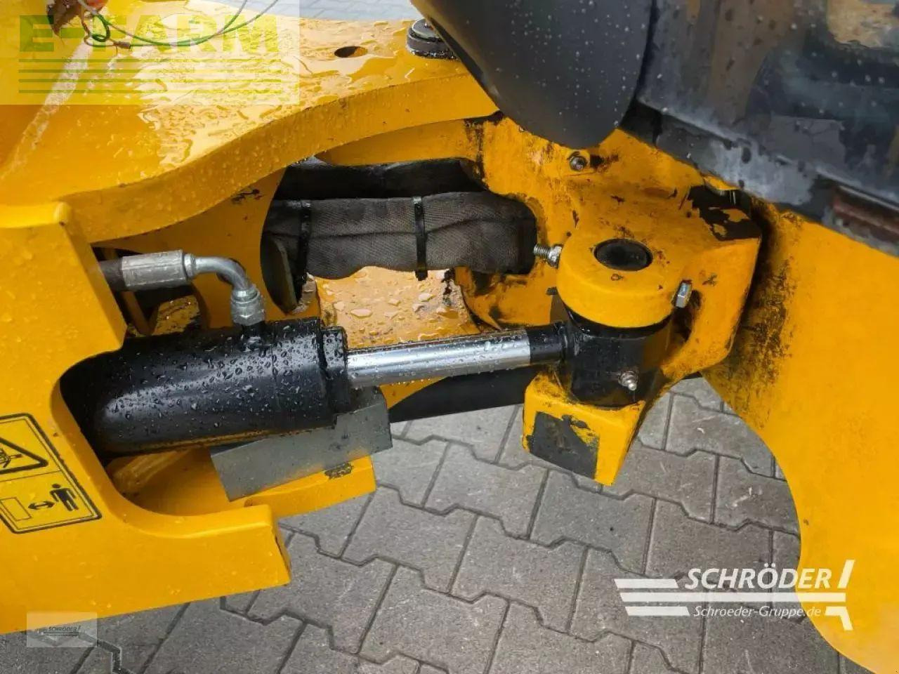 Mini ekskavatorius JCB tm 180 agri: foto 13