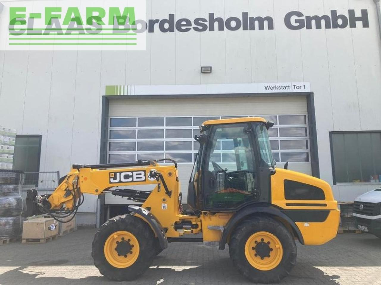 JCB tm220t4a - Mini ekskavatorius: foto 1 JCB tm220t4a - Mini ekskavatorius: foto 1