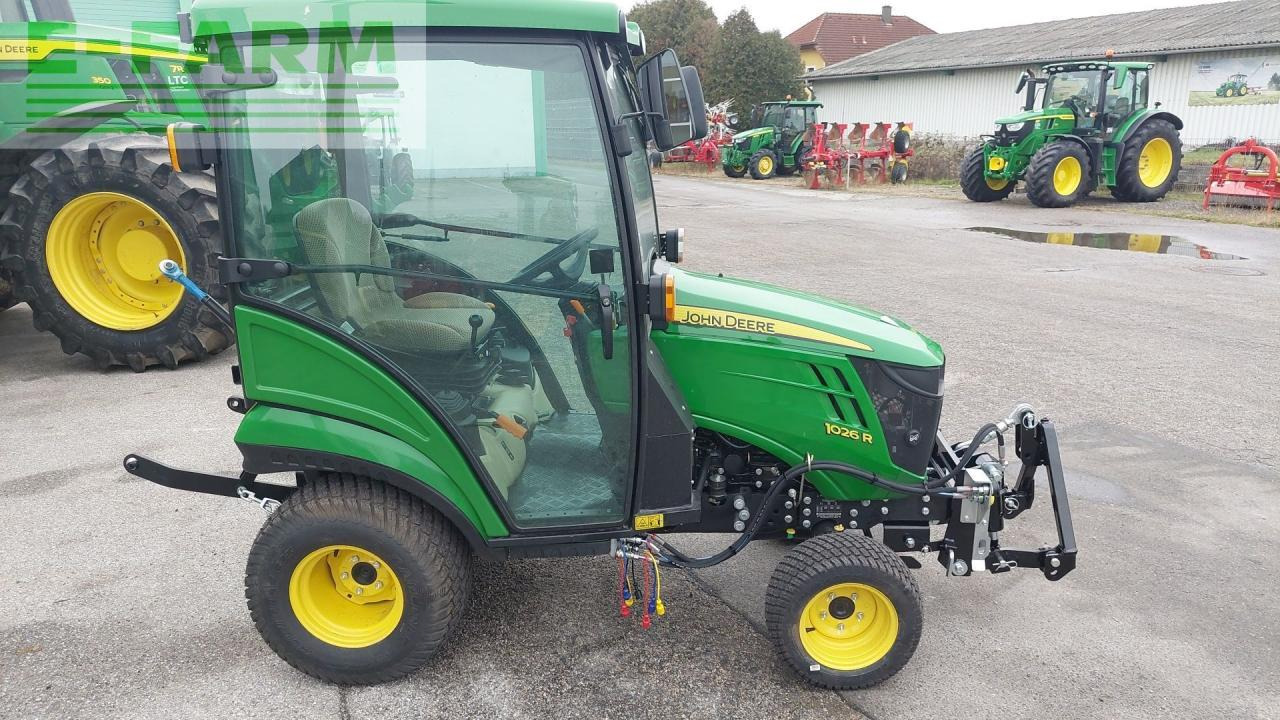 John Deere 1026R - Traktorius: foto 5 John Deere 1026R - Traktorius: foto 5