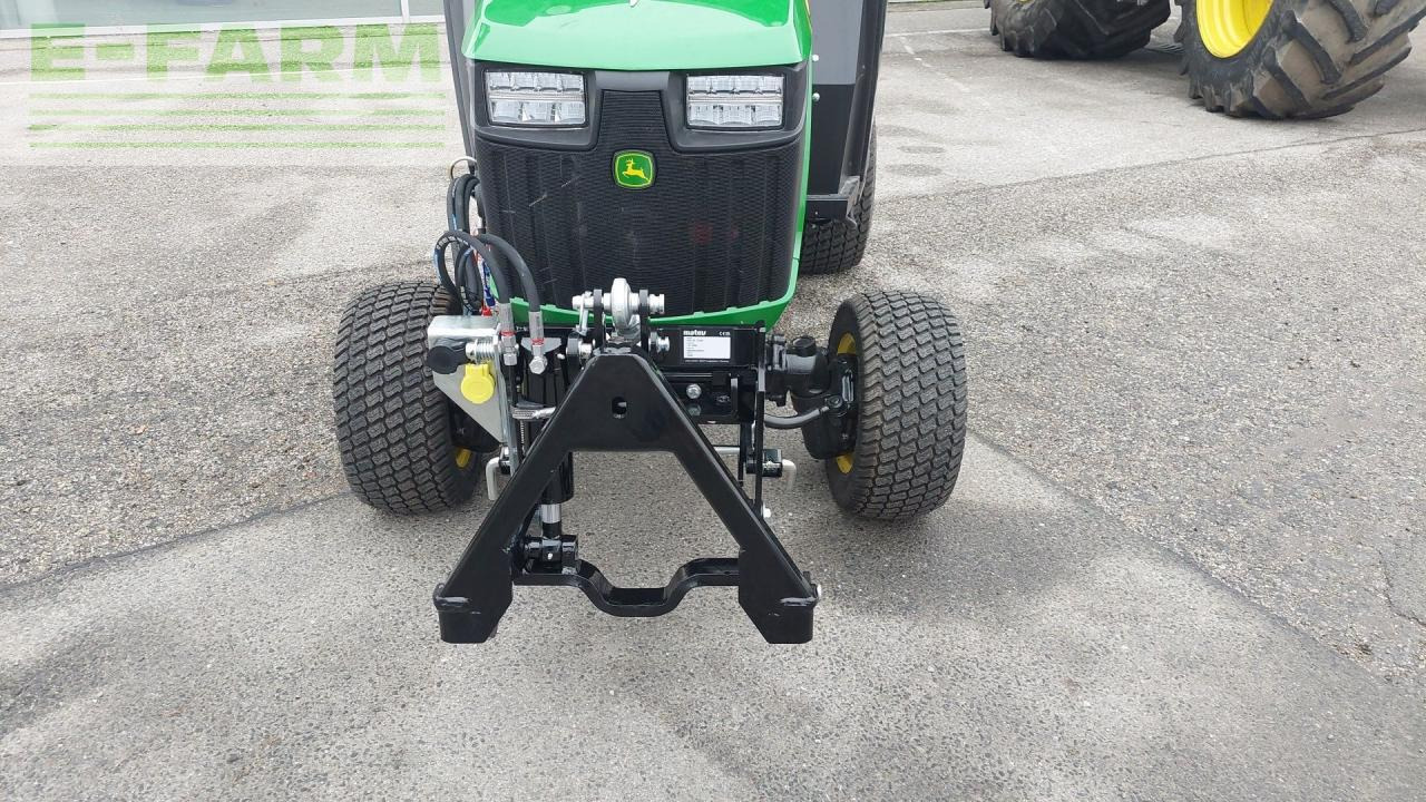 John Deere 1026R - Traktorius: foto 3 John Deere 1026R - Traktorius: foto 3