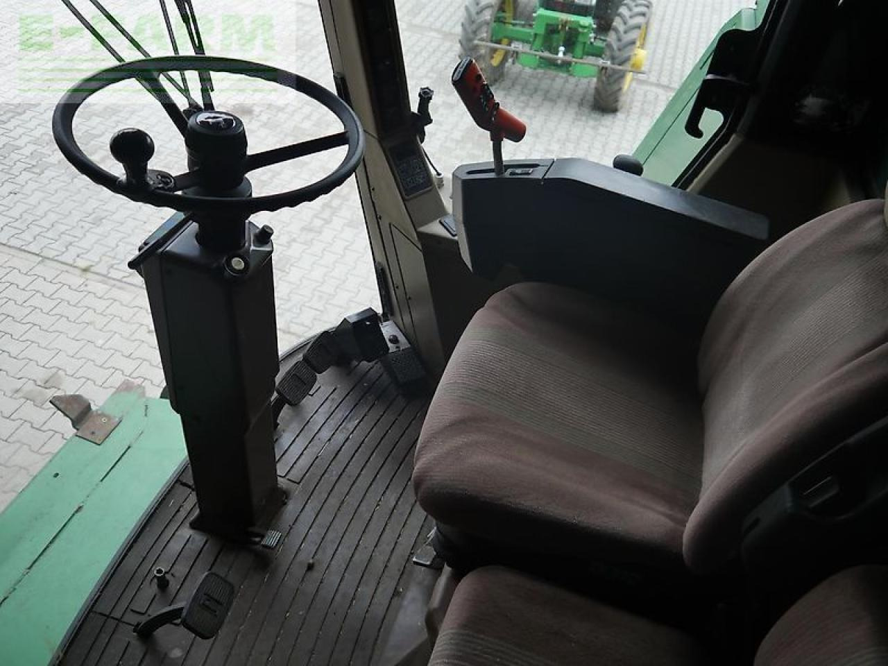 John Deere 2064 + 6m schneidwerk - Derliaus nuėmimo kombainas: foto 4 John Deere 2064 + 6m schneidwerk - Derliaus nuėmimo kombainas: foto 4