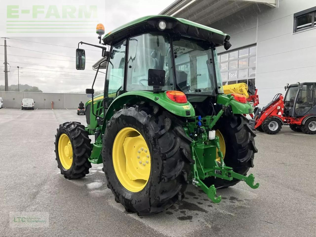 John Deere 5067e - Traktorius: foto 4 John Deere 5067e - Traktorius: foto 4