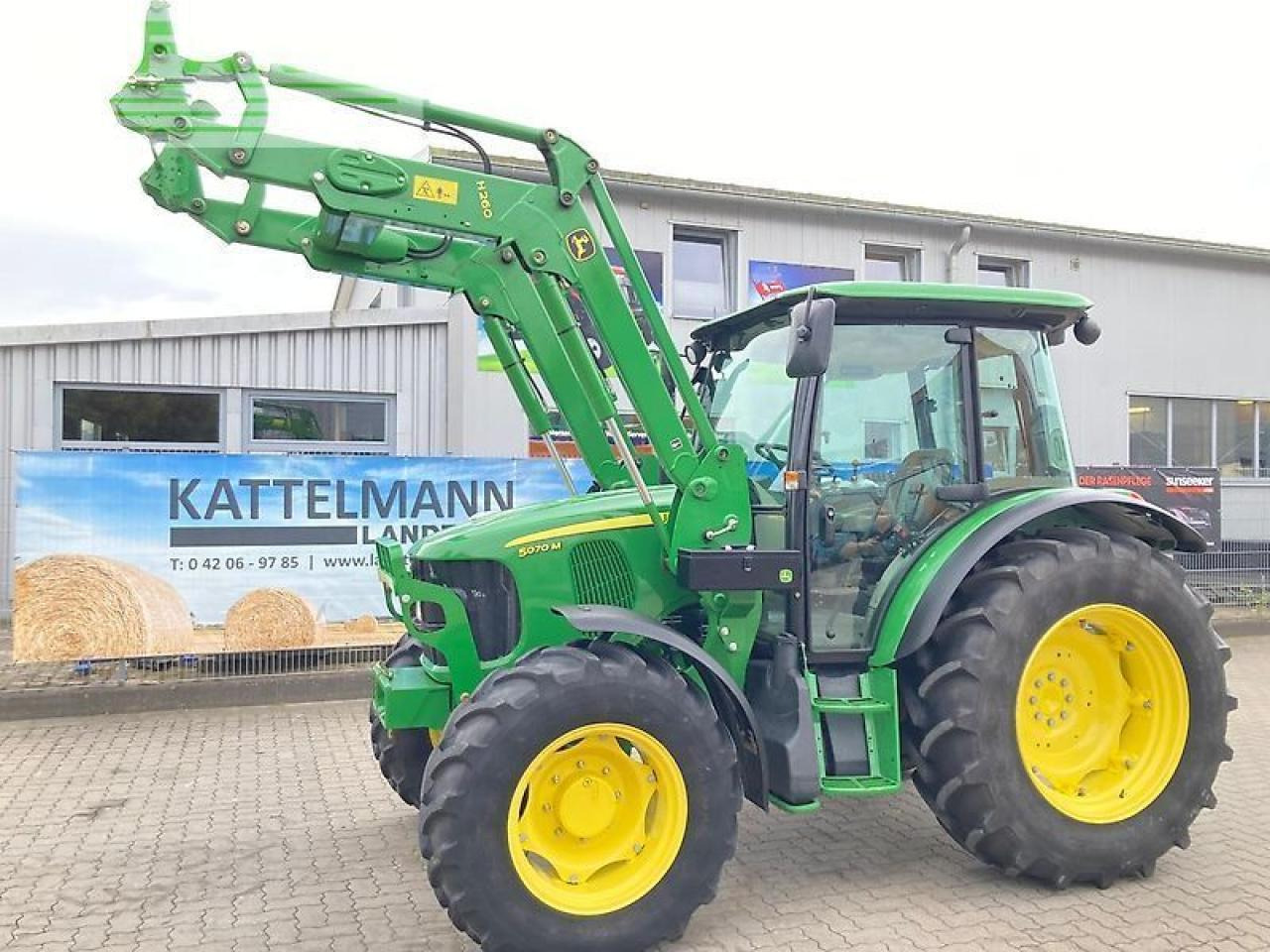 John Deere 5070m - Traktorius: foto 2 John Deere 5070m - Traktorius: foto 2