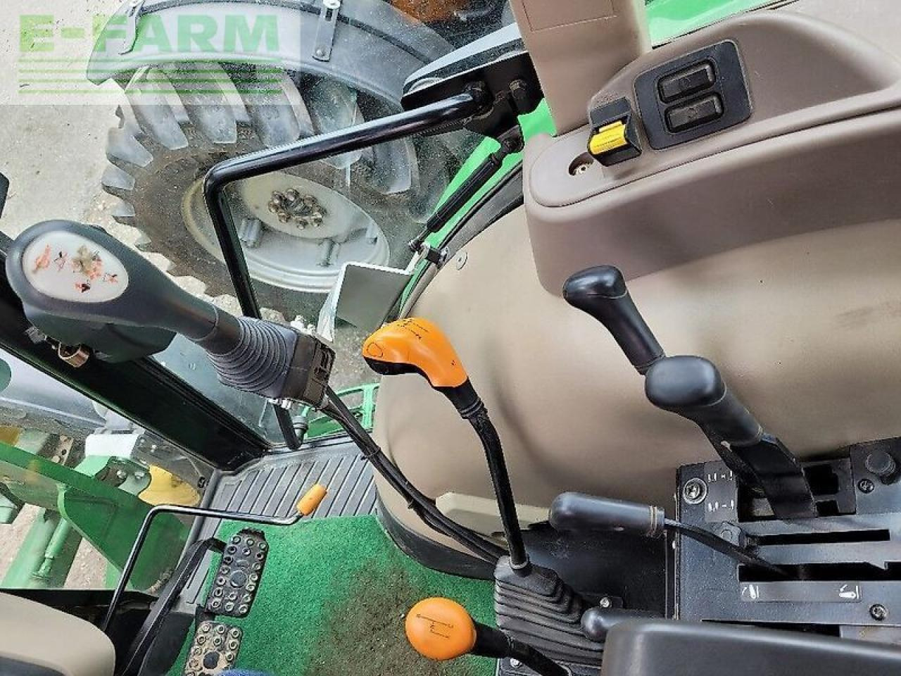 John Deere 5075 e - Traktorius: foto 5 John Deere 5075 e - Traktorius: foto 5