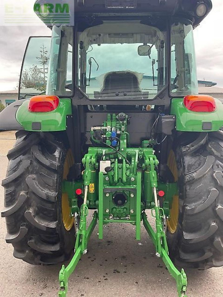 John Deere 5075 m - Traktorius: foto 4 John Deere 5075 m - Traktorius: foto 4