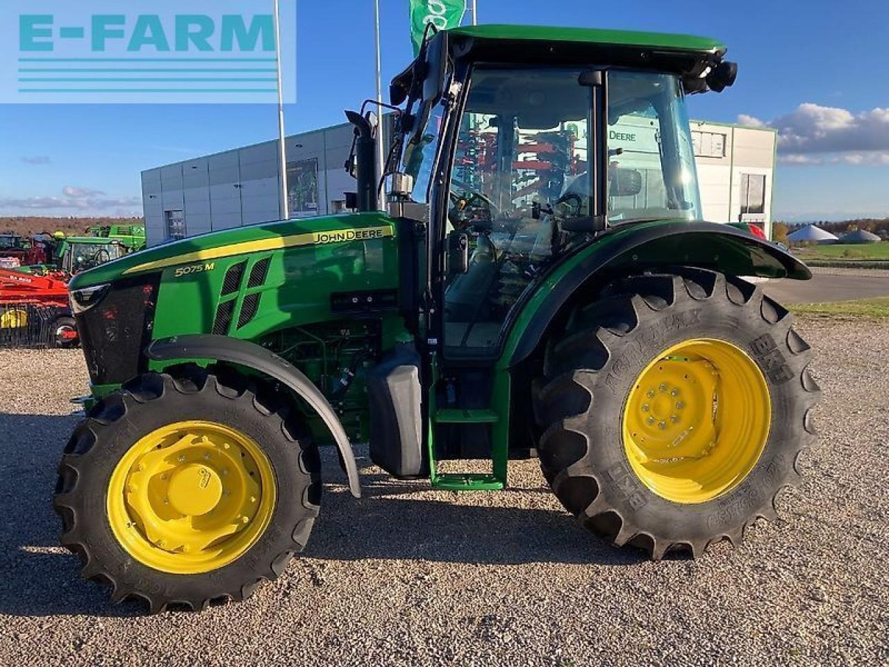 John Deere 5075m - Traktorius: foto 1 John Deere 5075m - Traktorius: foto 1