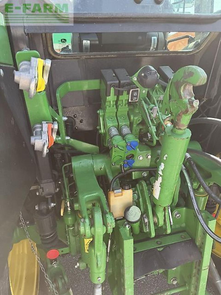 John Deere 5090 r - Traktorius: foto 5 John Deere 5090 r - Traktorius: foto 5