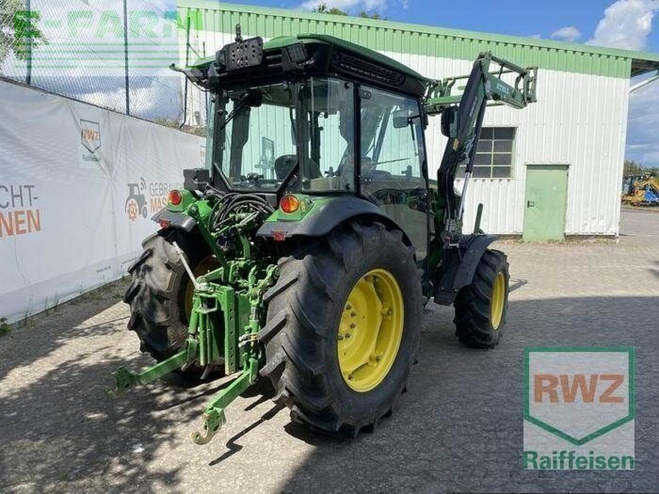 John Deere 5105 gf - Traktorius: foto 2 John Deere 5105 gf - Traktorius: foto 2