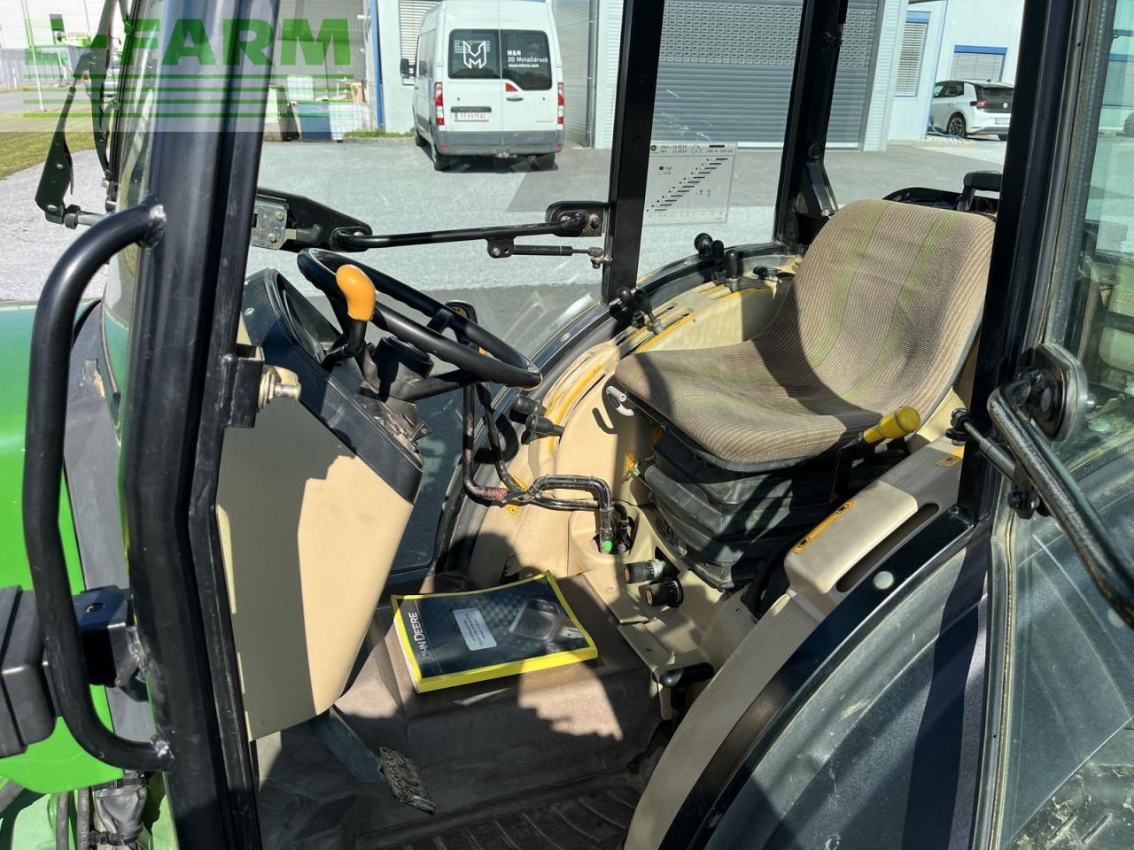 John Deere 5410 - Traktorius: foto 5 John Deere 5410 - Traktorius: foto 5